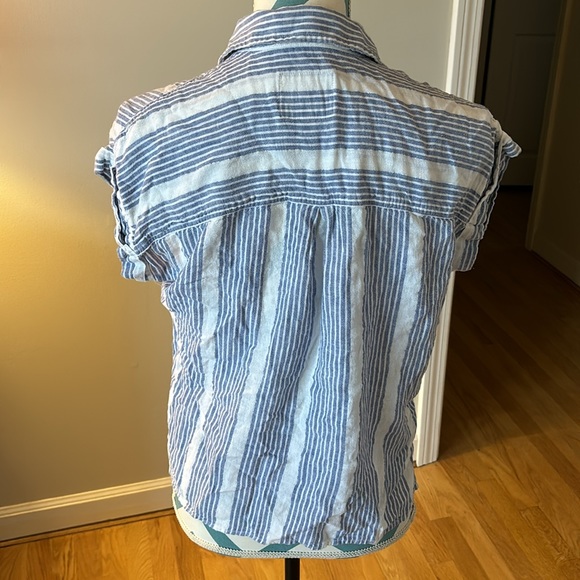 Rails Linen short-sleeve button-down top - Picture 6 of 6